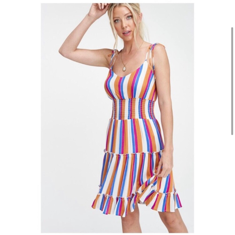 🎉LAST ONE🎉Summer striped dress - Picture 3 of 4
